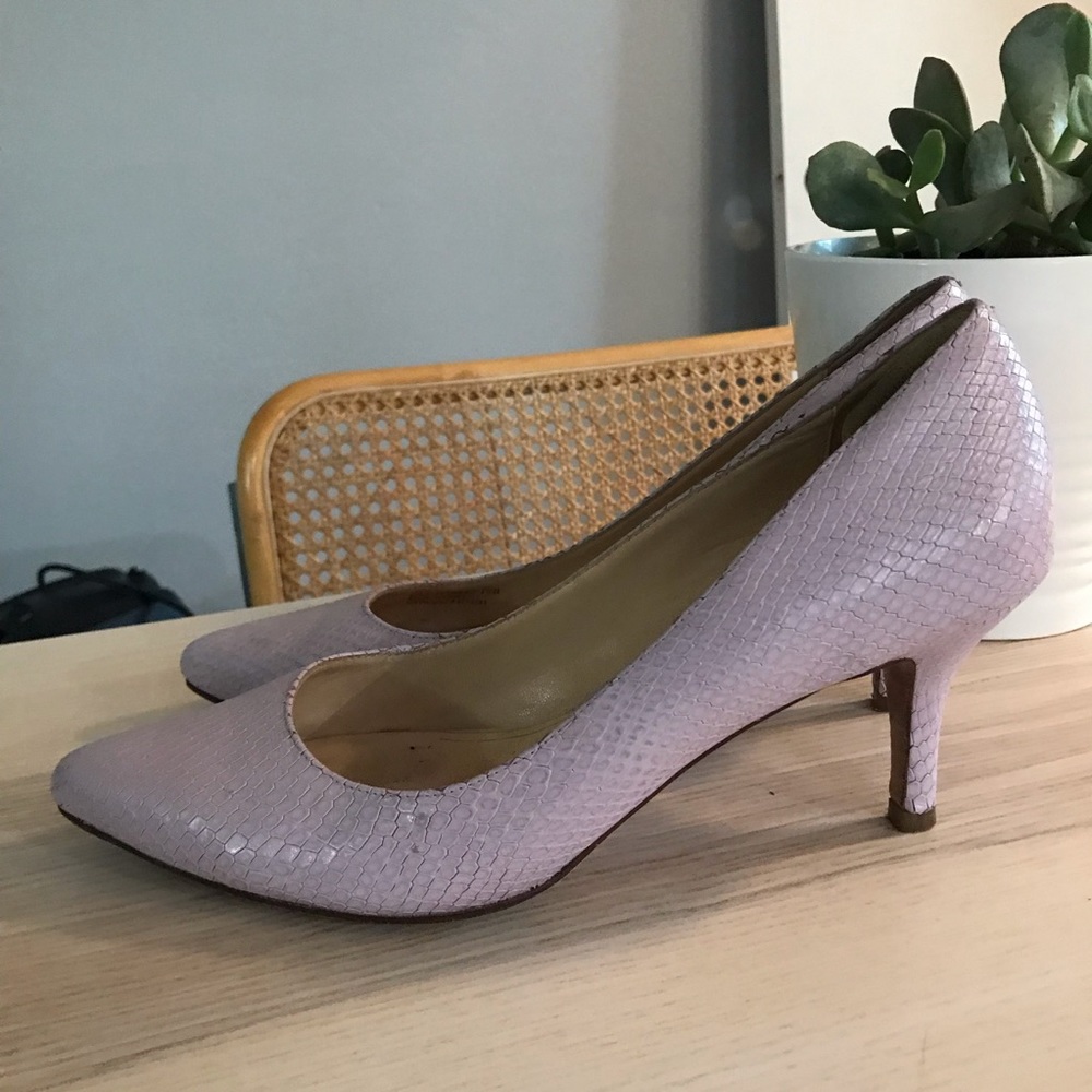 Cole Haan NikeAir Purple Lilac Snakeskin Heels